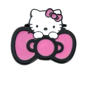 Hello Kitty enamel pin